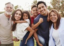 3 Tips for Latino Families Working With a Financial Planner